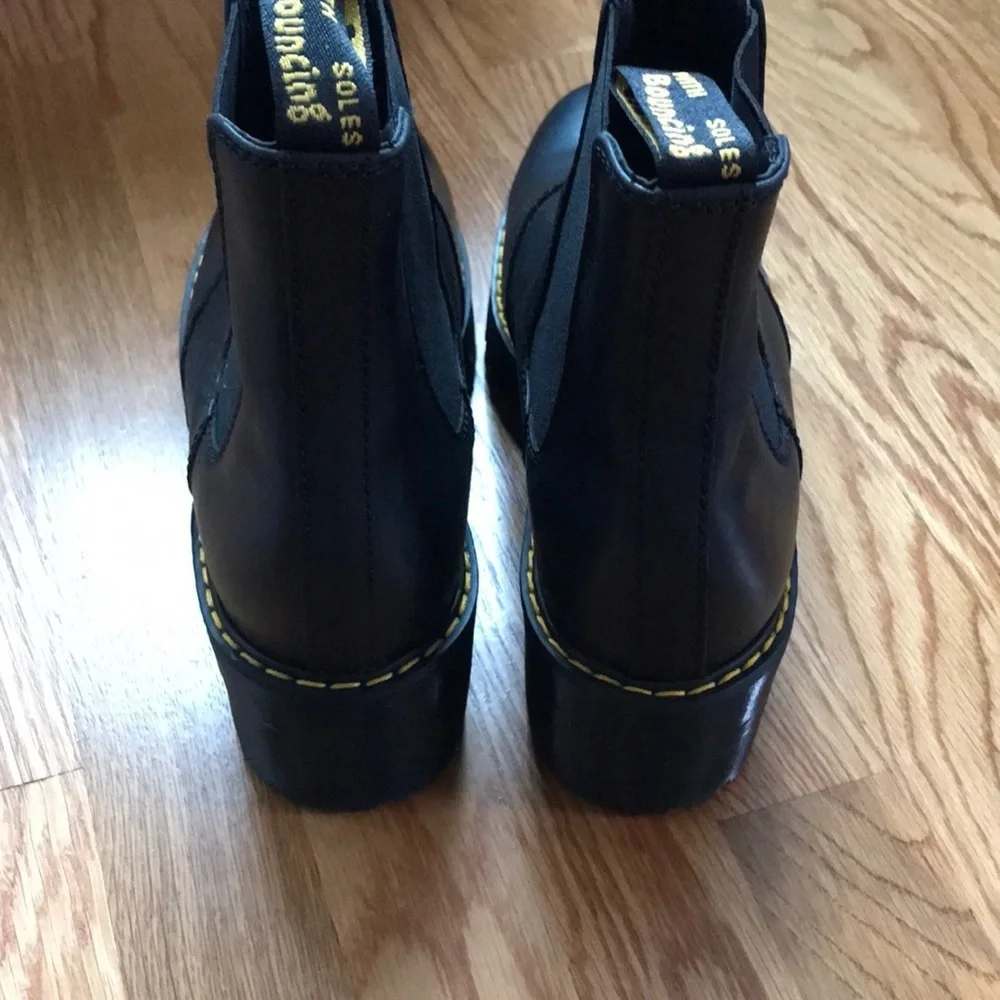 New Dr Martens Rometty Black Boots Size 7, 9